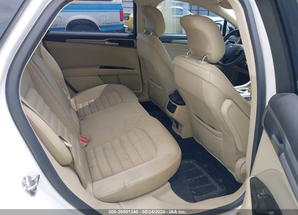 2013 FORD FUSION SE VIN: 3FA6P0H70DR308840