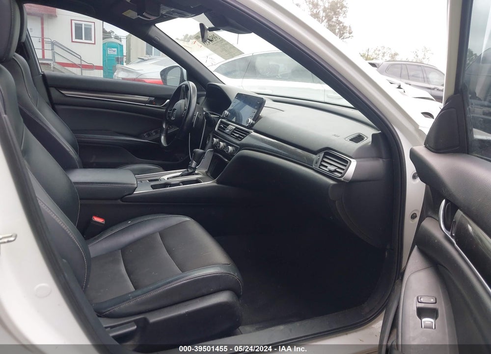 2018 HONDA ACCORD SPORT VIN: 1HGCV1F31JA244162