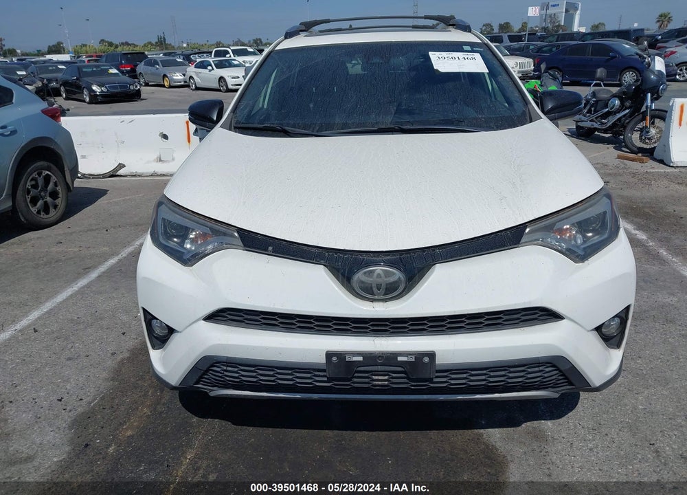 2017 TOYOTA RAV4 SE VIN: JTMNFREV9HJ114825