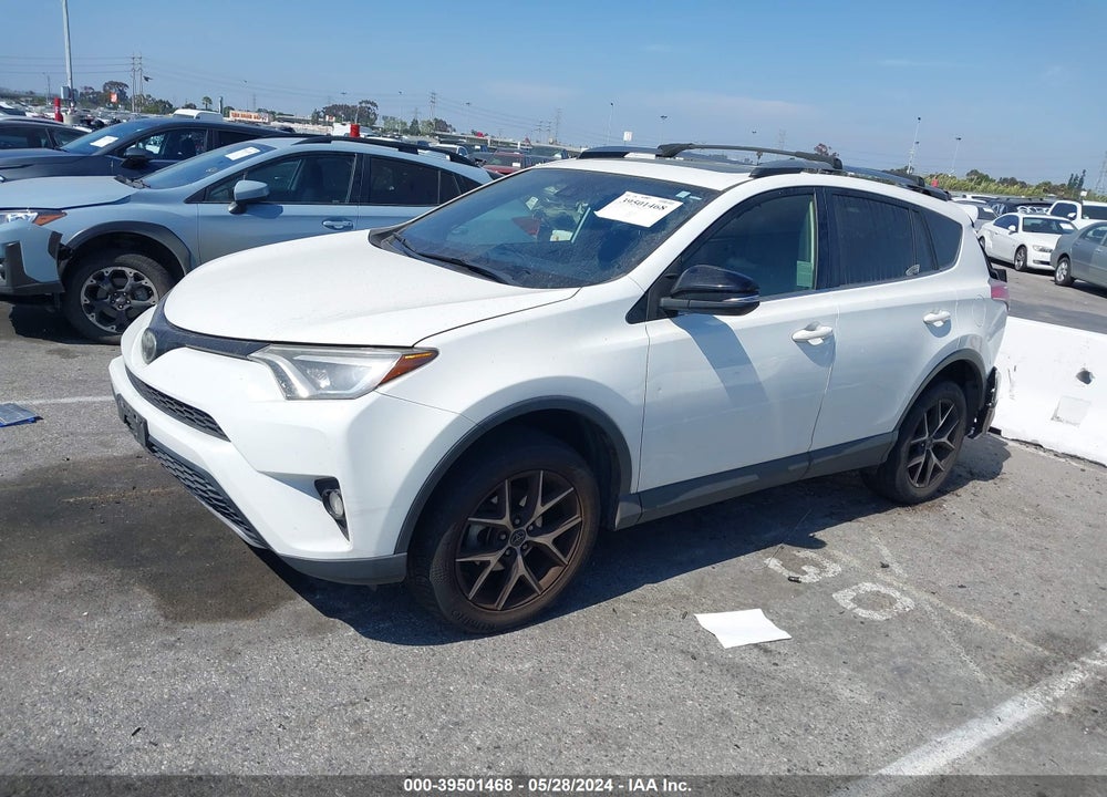 2017 TOYOTA RAV4 SE VIN: JTMNFREV9HJ114825
