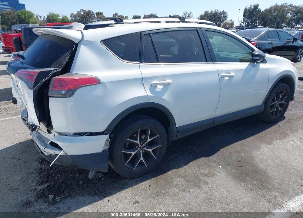 2017 TOYOTA RAV4 SE VIN: JTMNFREV9HJ114825