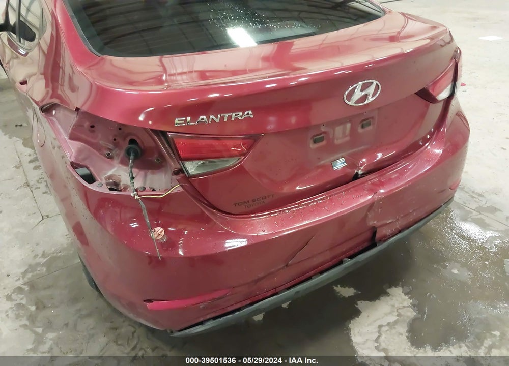 2016 HYUNDAI ELANTRA SE VIN: 5NPDH4AE0GH698845