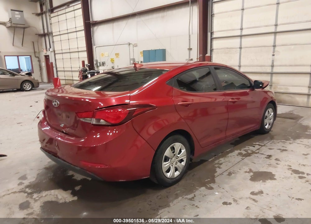 2016 HYUNDAI ELANTRA SE VIN: 5NPDH4AE0GH698845