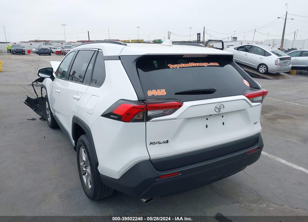 2022 TOYOTA RAV4 XLE VIN: 2T3W1RFV0NW205366
