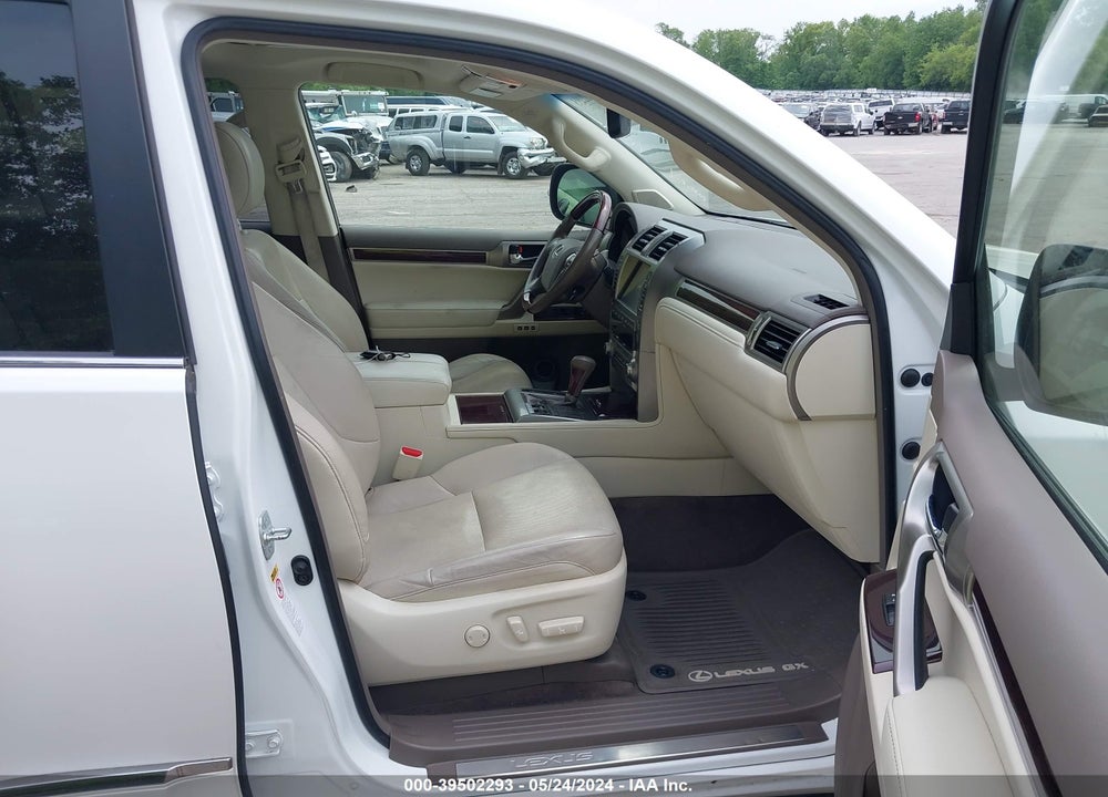 2016 LEXUS 460 VIN: JTJBM7FX2G5136232