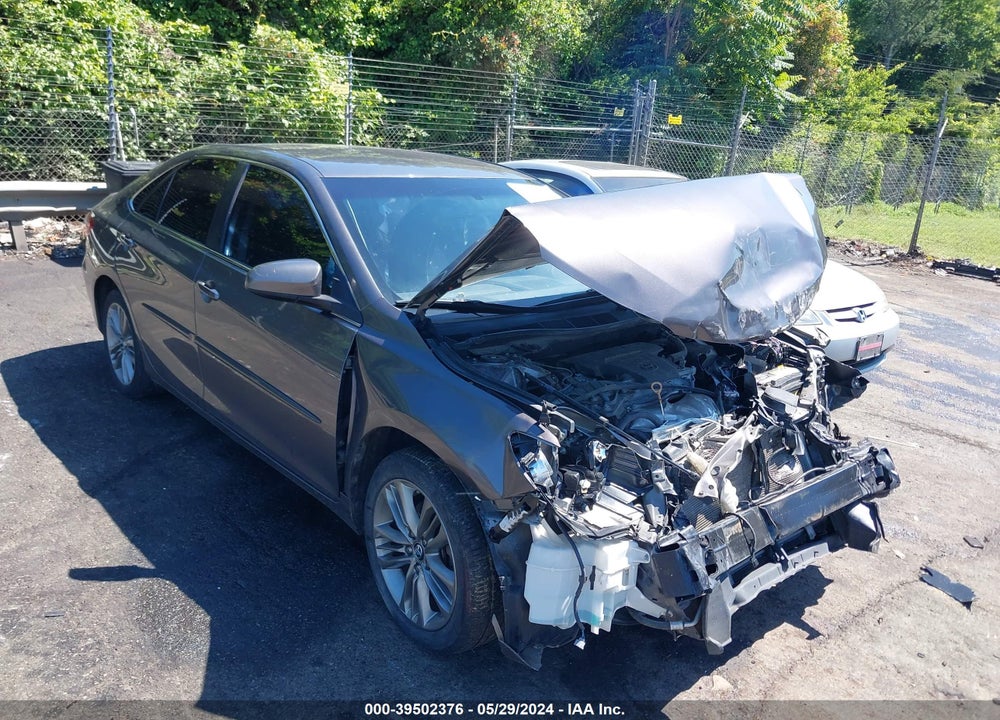2017 TOYOTA CAMRY SE VIN: 4T1BF1FK2HU677153