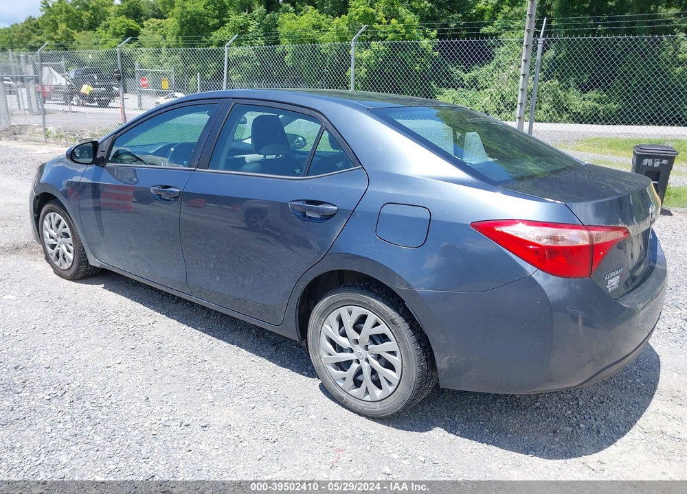 2018 TOYOTA COROLLA LE VIN: 2T1BURHE1JC099517
