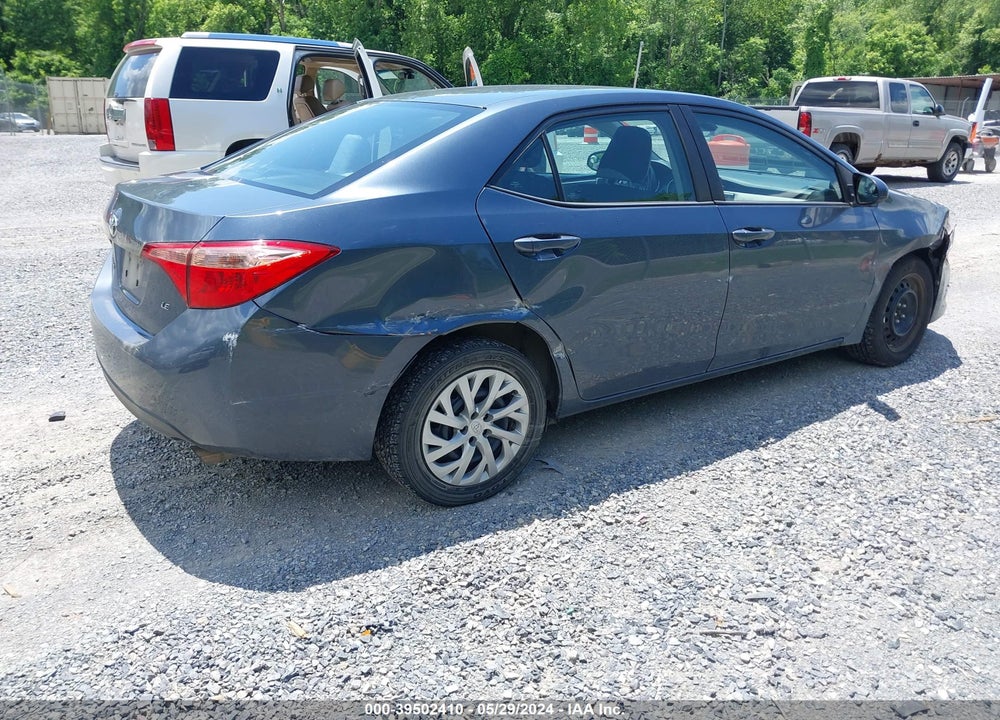2018 TOYOTA COROLLA LE VIN: 2T1BURHE1JC099517