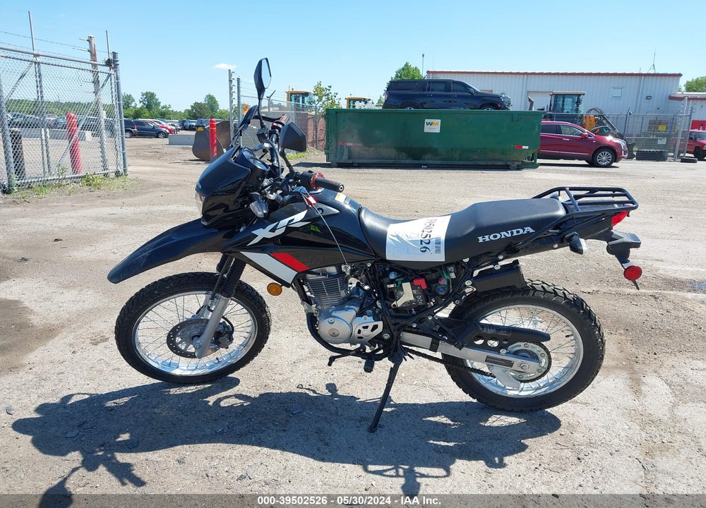 2023 HONDA XR150L E VIN: 3H1KD1318PD004355