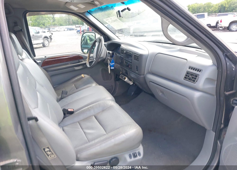 2002 FORD F-350 LARIAT/XL/XLT VIN: 1FTSW31L52EC52740