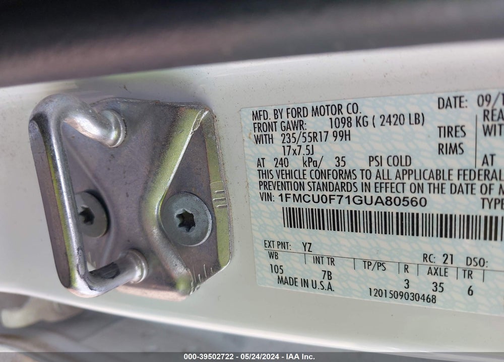 2016 FORD ESCAPE S VIN: 1FMCU0F71GUA80560