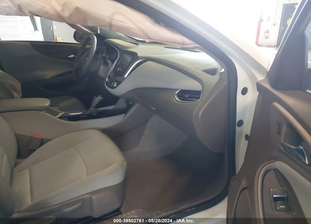 2018 CHEVROLET MALIBU 1FL VIN: 1G1ZC5ST9JF186616