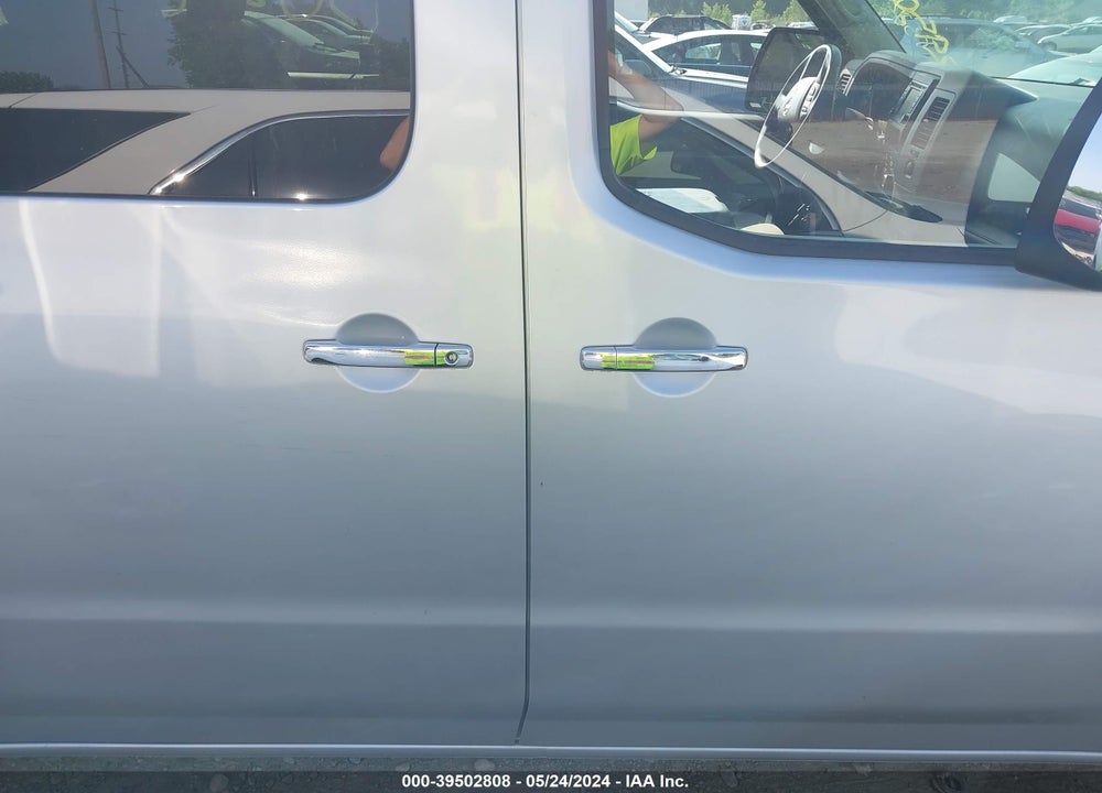 2018 NISSAN NV PASSENGER NV3500 HD SV V6 VIN: 5BZBF0AA3JN852734
