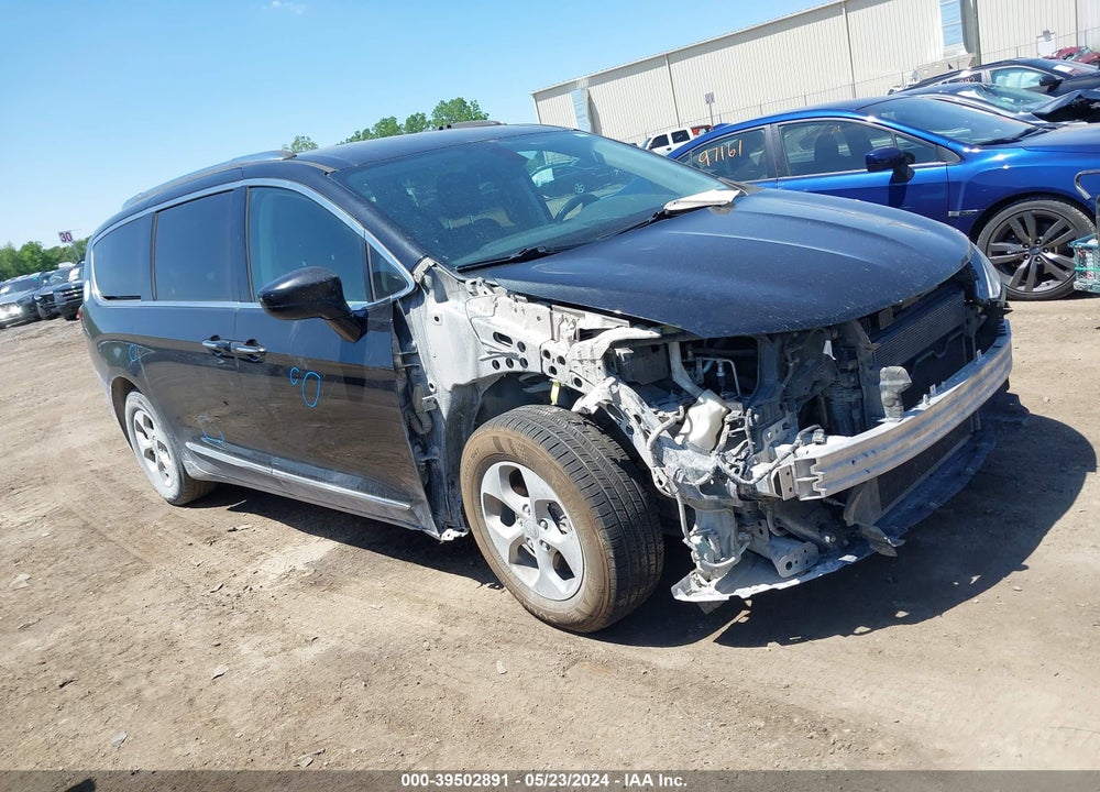2017 CHRYSLER PACIFICA TOURING L PLUS VIN: 2C4RC1EG5HR516043