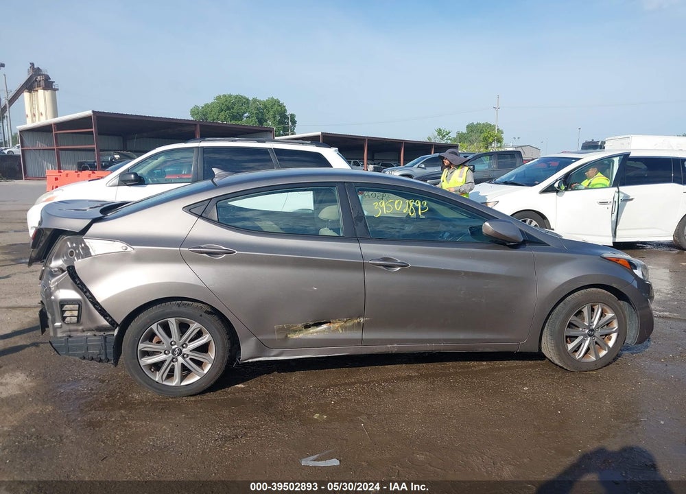 2015 HYUNDAI ELANTRA SE VIN: 5NPDH4AE5FH606384