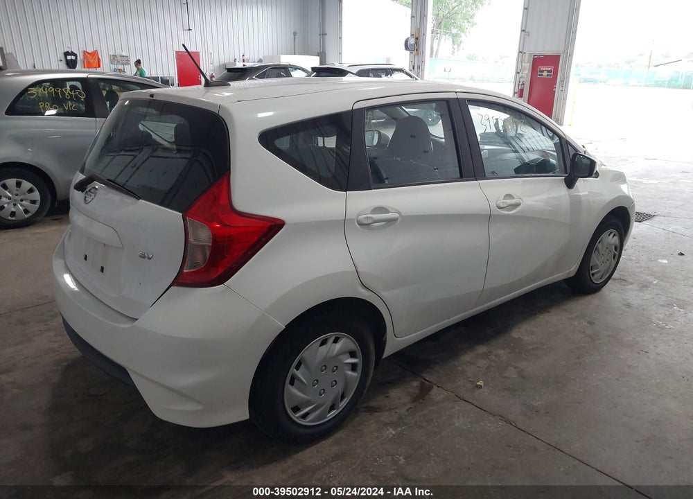 2018 NISSAN VERSA NOTE SV VIN: 3N1CE2CPXJL364744