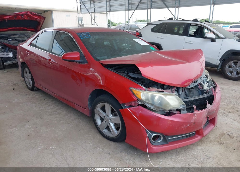 2014 TOYOTA CAMRY SE VIN: 4T1BF1FK8EU844353