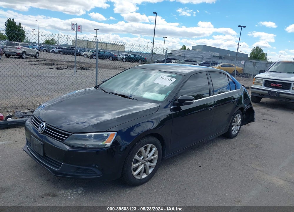 2014 VOLKSWAGEN JETTA 1.8T SE VIN: 3VWD17AJ1EM332044