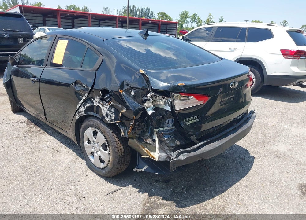 2016 KIA FORTE LX VIN: KNAFK4A69G5595732
