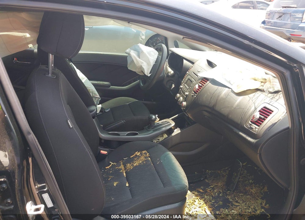 2016 KIA FORTE LX VIN: KNAFK4A69G5595732