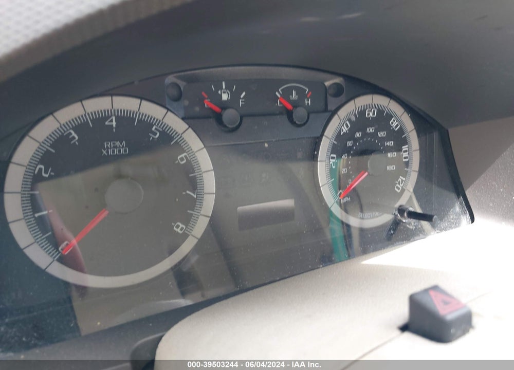 2009 FORD ESCAPE XLS VIN: 1FMCU02779KC97714