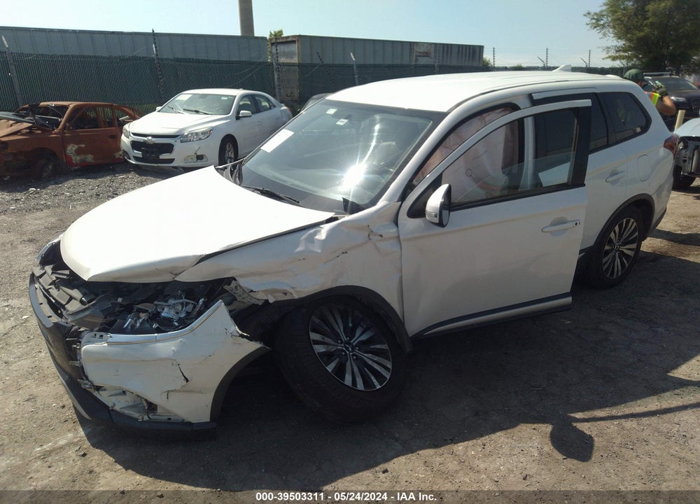 2019 MITSUBISHI OUTLANDER SE VIN: JA4AD3A38KZ031556