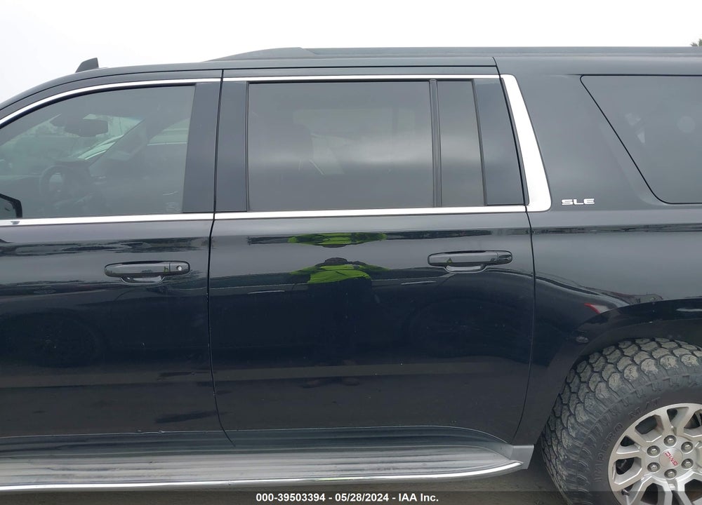 2016 GMC YUKON XL SLE VIN: 1GKS1FKC7GR194410