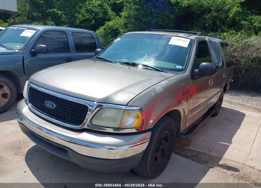 2002 FORD EXPEDITION XLT VIN: 1FMRU15W42LA19162