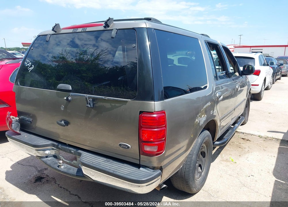 2002 FORD EXPEDITION XLT VIN: 1FMRU15W42LA19162