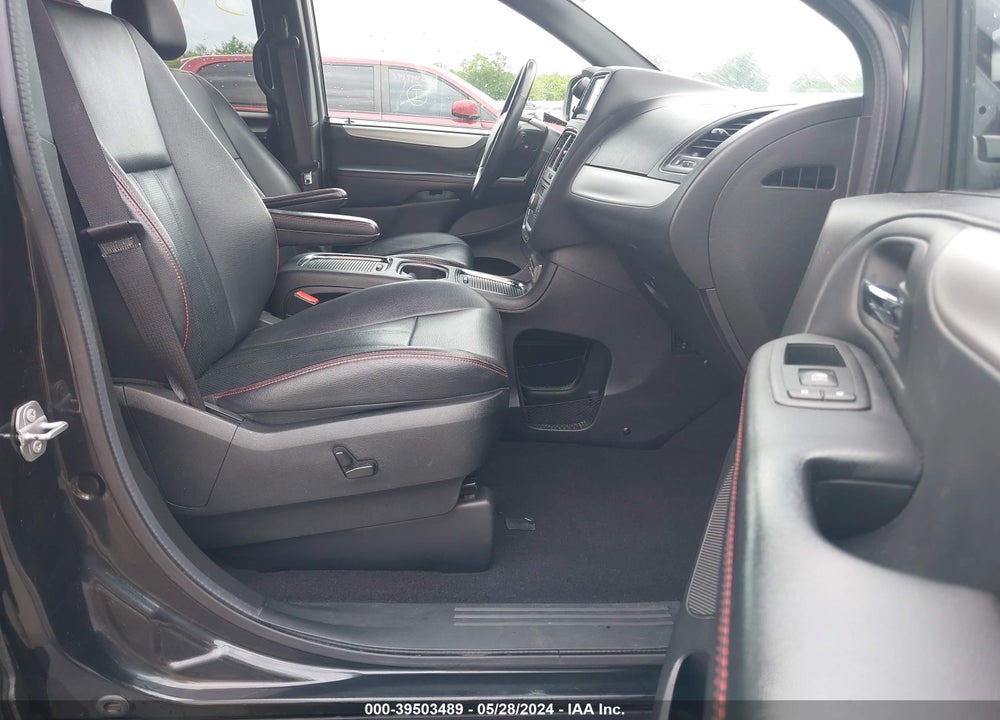 2017 DODGE GRAND CARAVAN GT VIN: 2C4RDGEG7HR595845