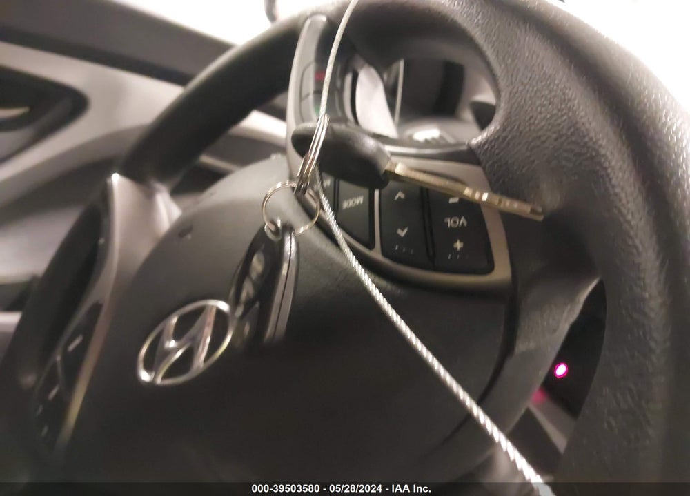 2013 HYUNDAI ELANTRA GLS VIN: KMHDH4AEXDU617461