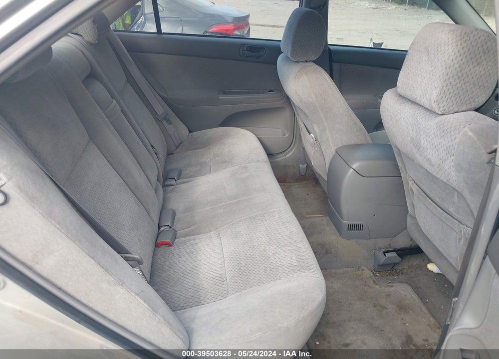 2004 TOYOTA CAMRY LE VIN: 4T1BE32K54U918007