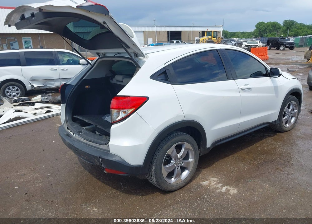 2022 HONDA HR-V AWD LX VIN: 3CZRU6H31NM717759