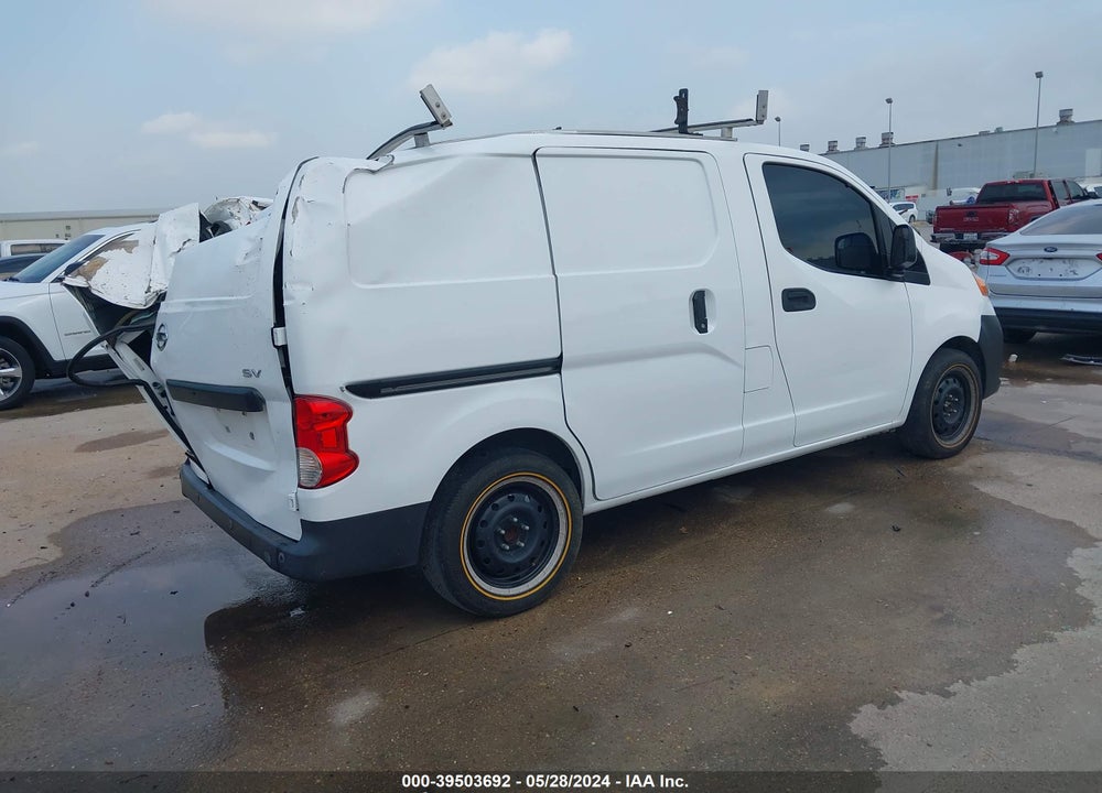 2015 NISSAN NV200 SV VIN: 3N6CM0KN5FK696797