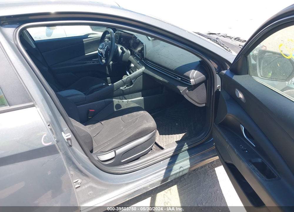 2024 HYUNDAI ELANTRA SEL VIN: KMHLM4DG1RU659884