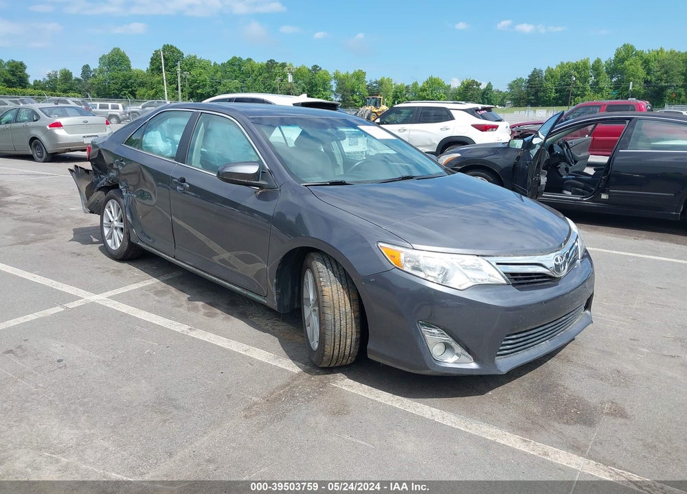 2014 TOYOTA CAMRY XLE VIN: 4T1BF1FK1EU823683