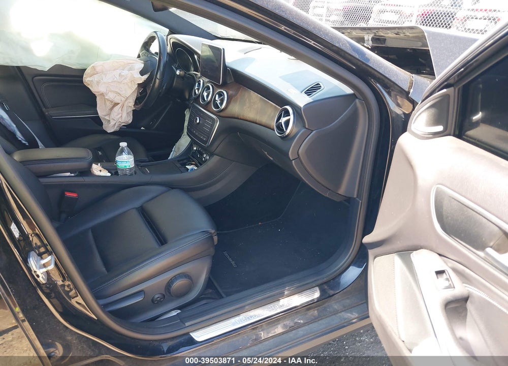 2016 MERCEDES-BENZ GLA 250 4MATIC VIN: WDCTG4GB3GJ199731