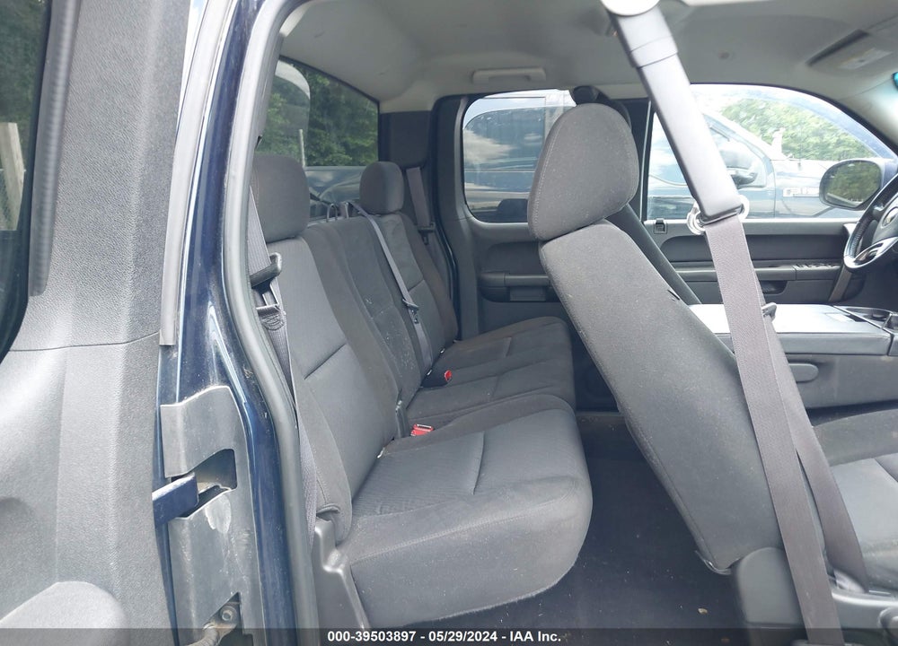 2011 CHEVROLET SILVERADO 1500 LT VIN: 1GCRKSE35BZ310174