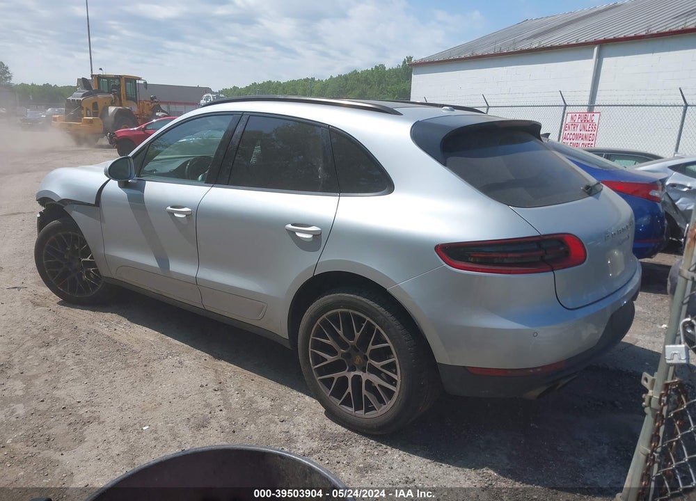 2018 PORSCHE MACAN VIN: WP1AB2A51JLB33093