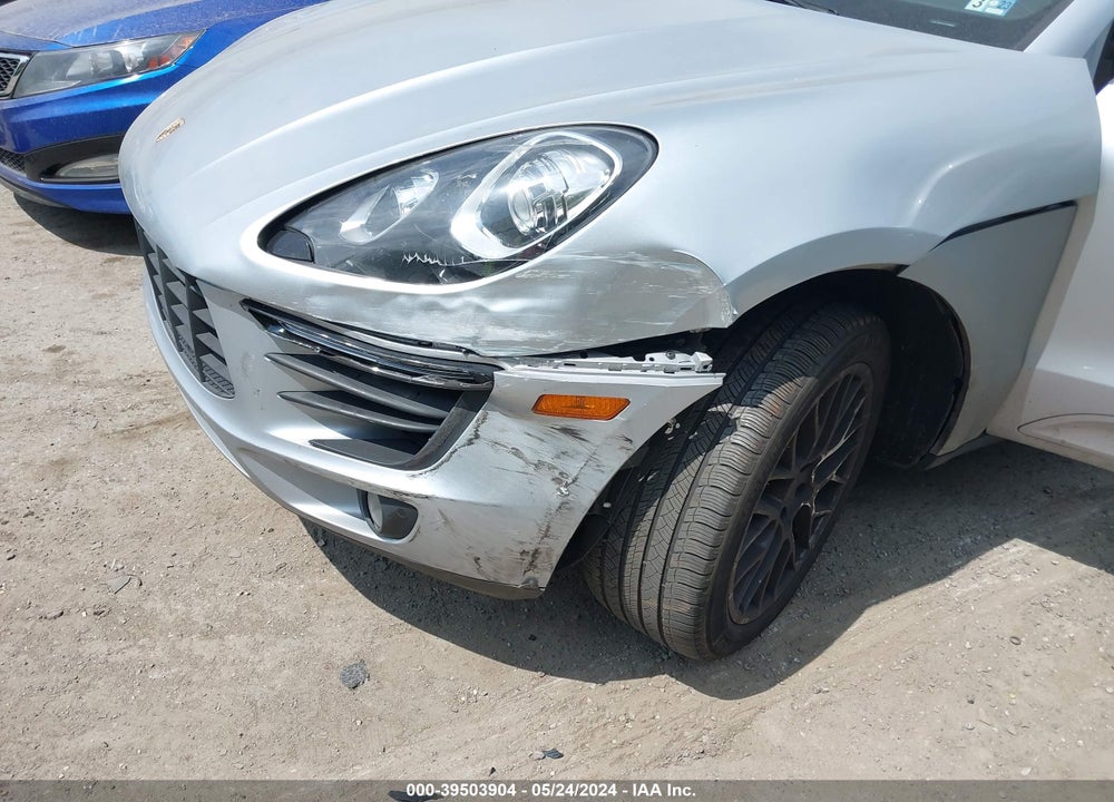 2018 PORSCHE MACAN VIN: WP1AB2A51JLB33093