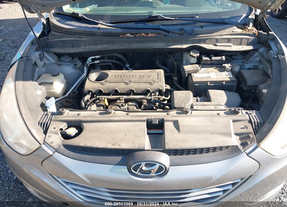2010 HYUNDAI TUCSON GLS VIN: KM8JU3AC5AU056329
