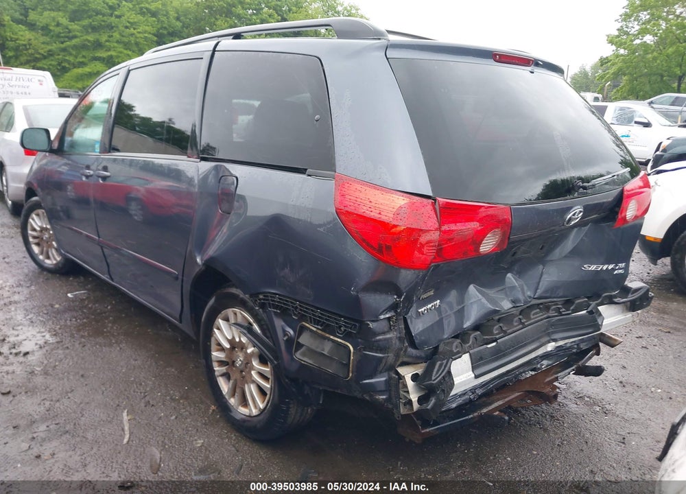 2008 TOYOTA SIENNA XLE VIN: 5TDBK22C08S020361