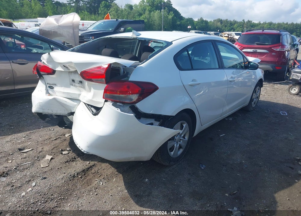 2017 KIA FORTE LX VIN: 3KPFK4A71HE090043