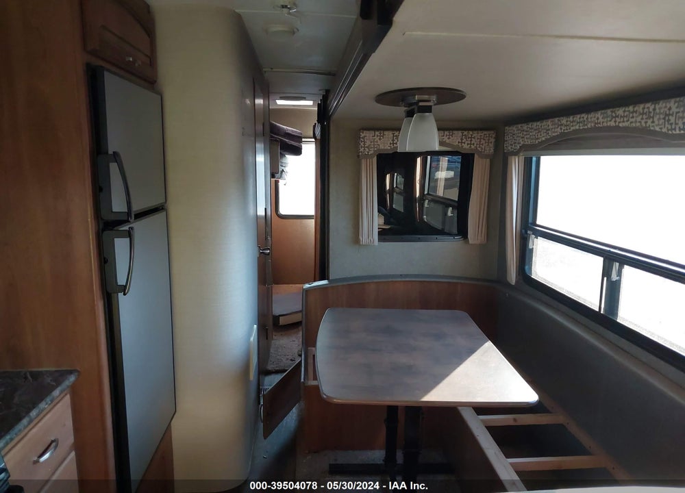 2016 KEYSTONE RV SPRINGDALE TRAVEL TRAILER VIN: 4YDT30329G3102582