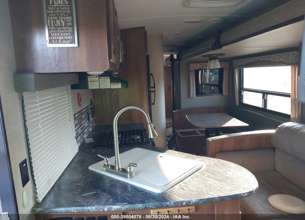 2016 KEYSTONE RV SPRINGDALE TRAVEL TRAILER VIN: 4YDT30329G3102582