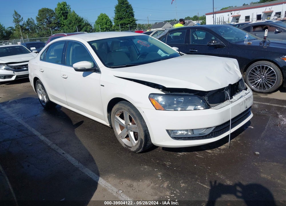 2015 VOLKSWAGEN PASSAT 1.8T LIMITED EDITION VIN: 1VWAT7A32FC115247