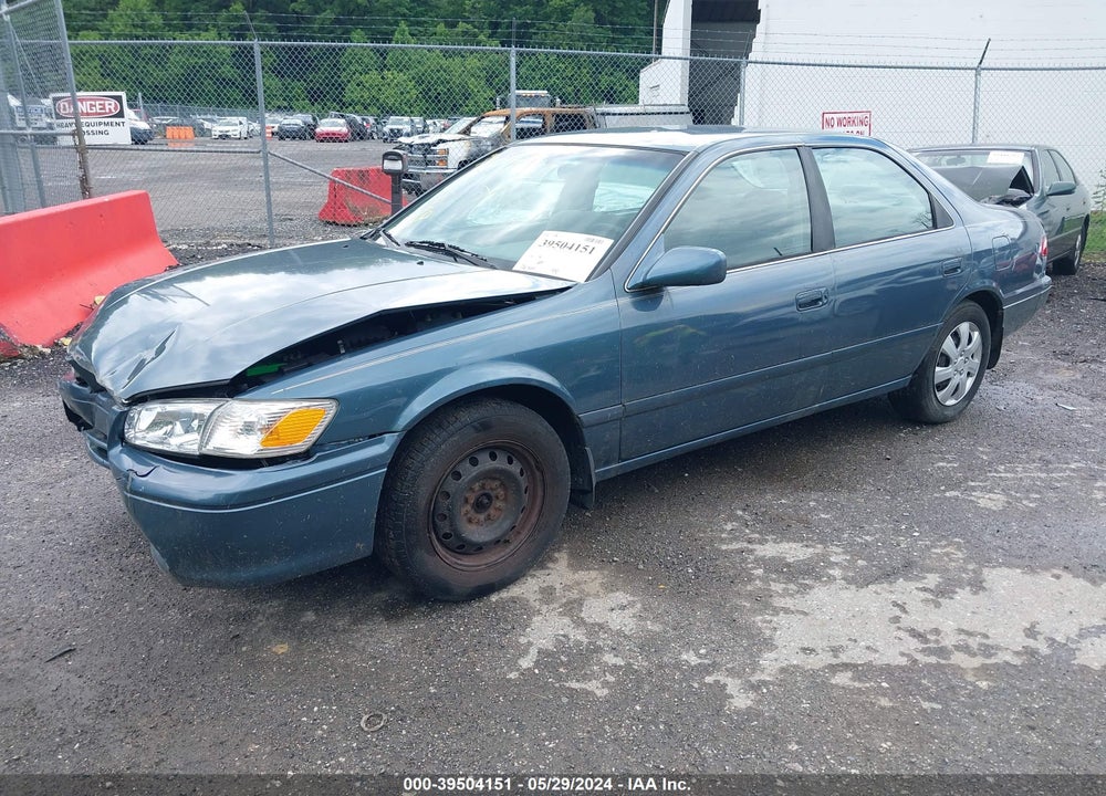 2001 TOYOTA CAMRY VIN: 4T1BG22K31U854677