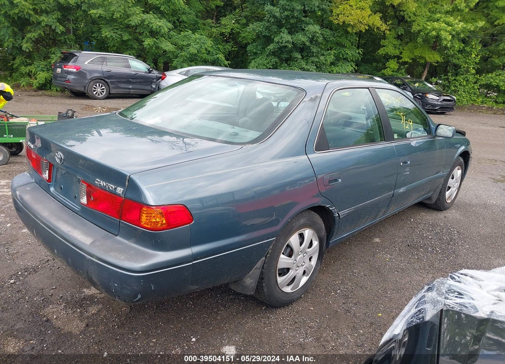 2001 TOYOTA CAMRY VIN: 4T1BG22K31U854677