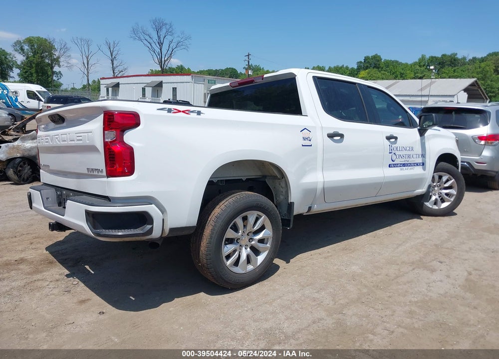 2022 CHEVROLET SILVERADO 1500 4WD SHORT BED CUSTOM VIN: 1GCPDBEK4NZ610673