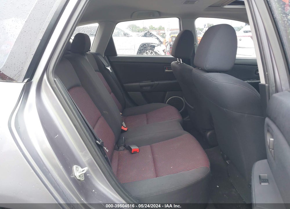 2005 MAZDA 3 S VIN: JM1BK343451349656